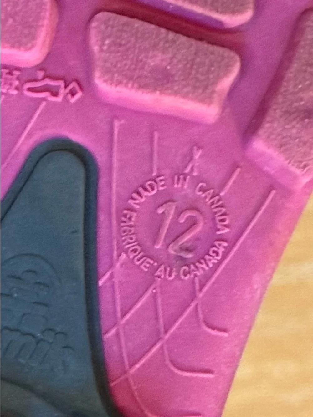 Kamik good used
